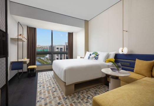 voco Suites Shanghai Hongqiao CBD Hotel Overview