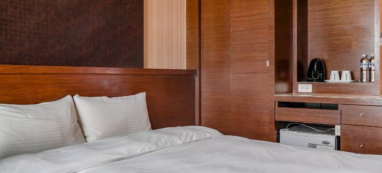 雀客快捷台中逢甲图片