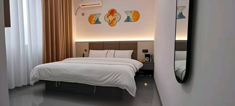 镇雄鸿禧电竞酒店(镇雄朝阳学校店)图片