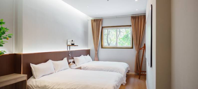 逃之猫猫民宿(瘦西湖文昌阁店)图片