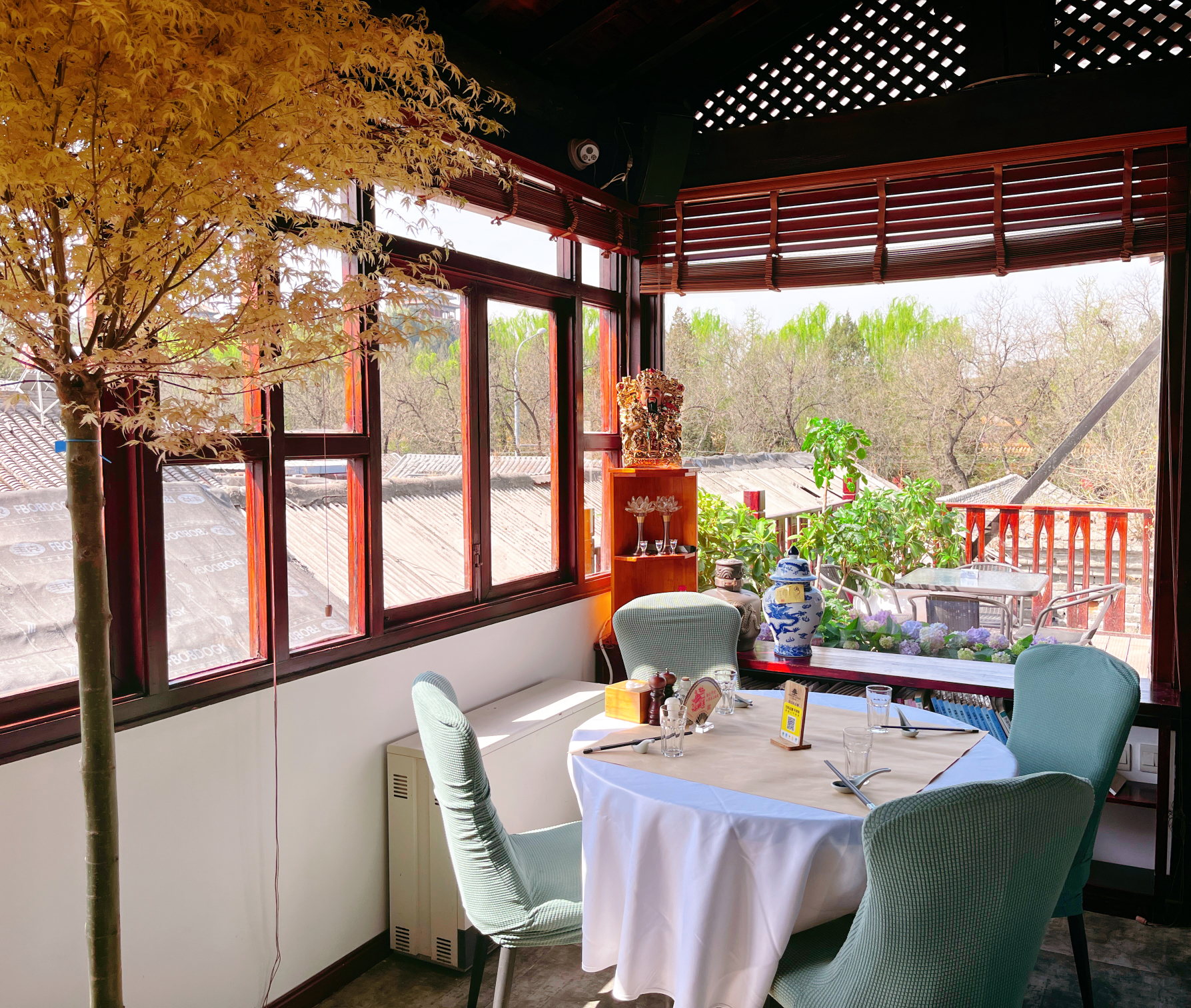 Jingshan Garden Hotel Over view