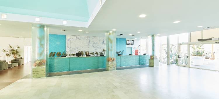 加勒比冒险港酒店-包括PortAventura和Ferrari Land门票(PortAventura Hotel Caribe - Includes unlimited access PortAventura Park & 1 access Ferrari Land)图片