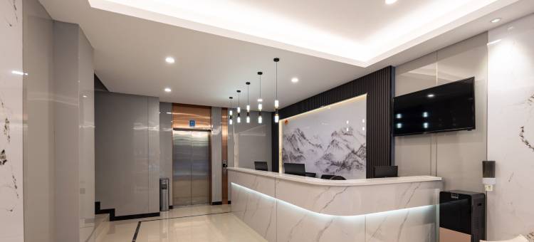 乐宿·栖柏影院酒店(南昌一附院人民公园地铁站店)图片
