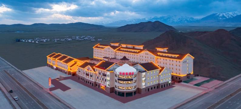 巴音布鲁克云尚尊酒店图片