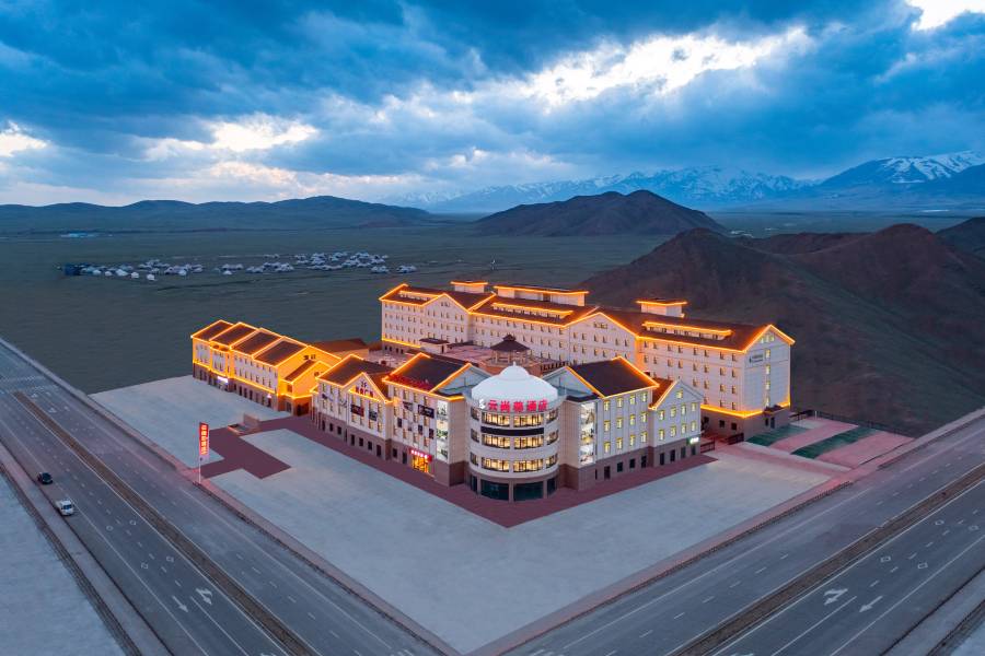 雲尚尊酒店(獨庫公路·巴音布魯克景區店)