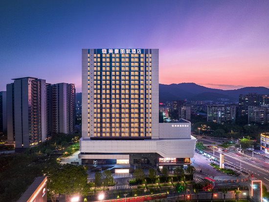 美豪丽致酒店(广州东站梅花园地铁站店)