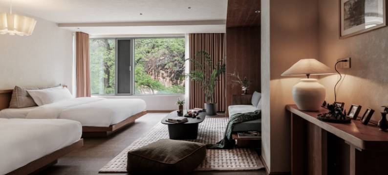 奔子栏喜林苑纳达山居图片