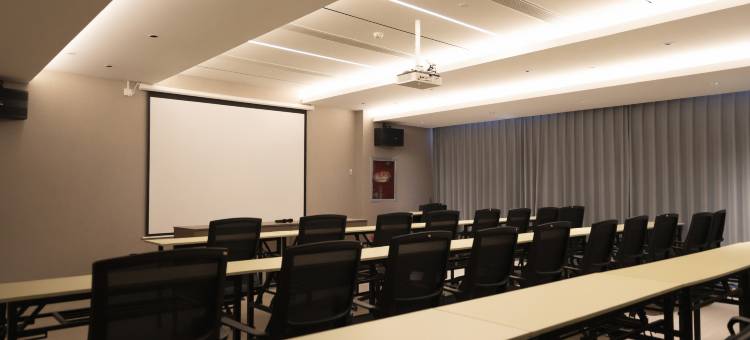 莫林酒店(商丘高铁站港汇万达店)图片