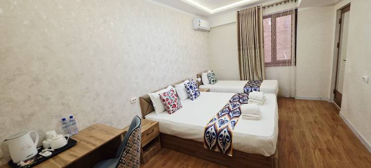 Imron Hotel图片