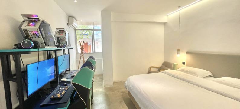 银河电竞公寓(赣州站巨亿万达广场店)图片