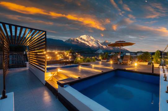 阅山·Hillside Reverie|270°雪山观景|智能设计师度假民宿