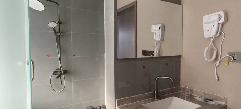 朗悦智能酒店图片