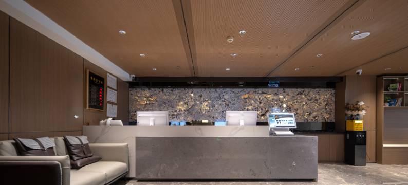 海口小椰子度假酒店(国际会展中心店)图片