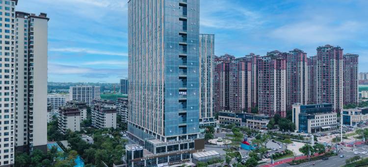 四季酒店(康建城西南医科大学附属医院店)图片