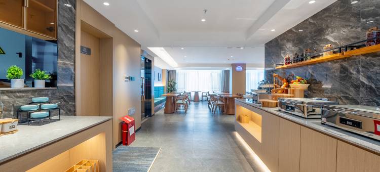 白玉兰酒店(石家庄正定会展中心职教园区店)图片