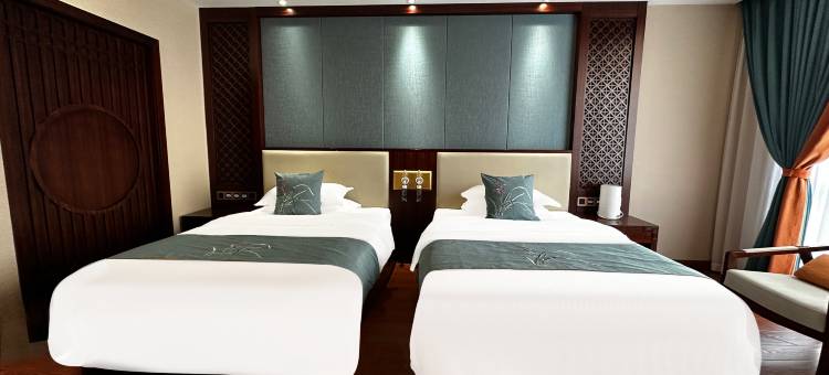 理塘峰行驿酒店图片