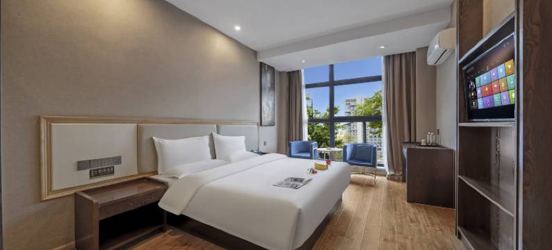 多彩云族酒店(龙洞堡机场店)图片