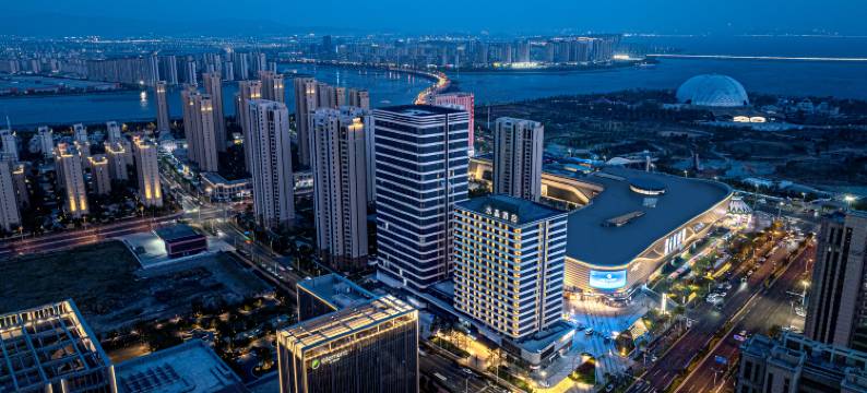 青岛览秀城海景桔子水晶酒店图片