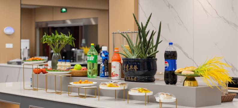 艺龙安云酒店(宁国市政府店)图片