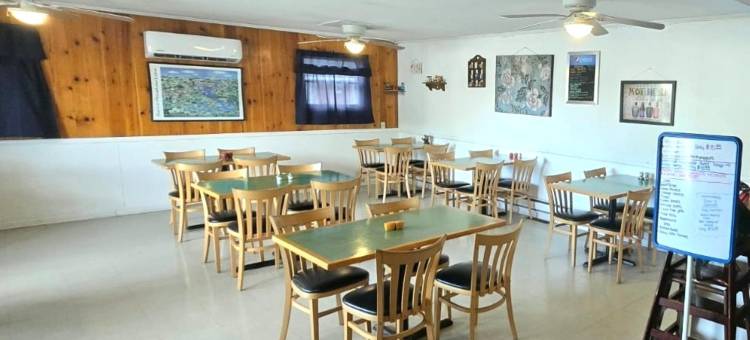 落基山城220号公路汽车旅馆(Rocky Mount Motel near Hwy 220)图片