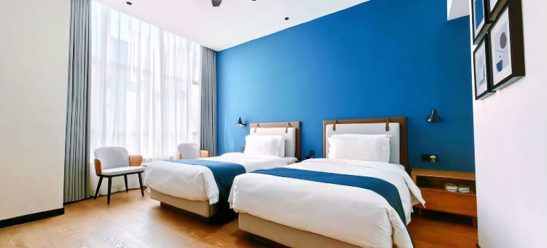 长旅沁庐精选酒店(九江火车站店)图片