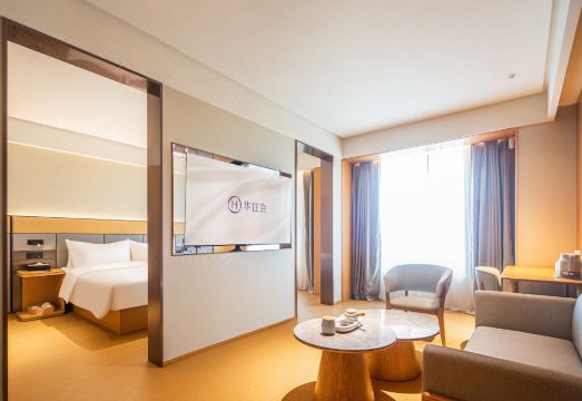 JI Hotel (Zhoukou East Railway Station) Hotel Overview