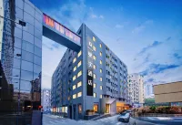 Guoshi Hotel (Dalian Donggang Business District Harbour Plaza Subway Station) - Wifi