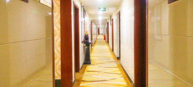 阿克苏鑫达商务宾馆(世纪广场第一人民医院店)图片