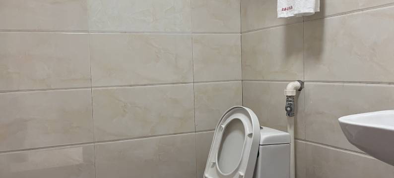 神农架九福商务酒店(大九湖坪阡古镇店)图片