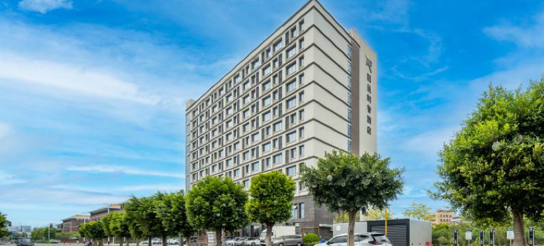 丽呈朗誉酒店(广州白云国际机场文旅城店)图片