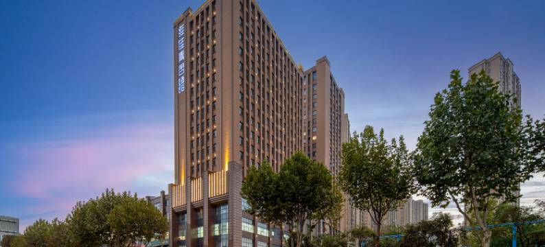 武汉维佳青舍酒店(武汉南湖理工大学店)图片