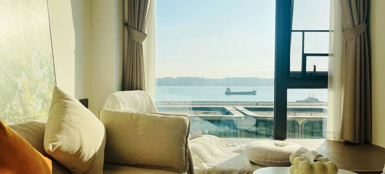 三沐居LOFT高空观景公寓(龙光世纪商务中心店)图片