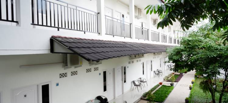 红多兹酒店-近马塔兰大学(RedDoorz near Mataram University)图片