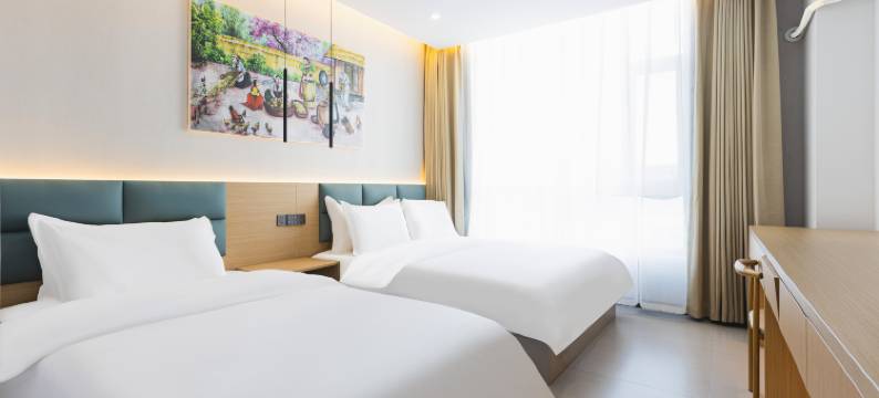 美延·智能酒店(延吉延边大学网红墙店)图片