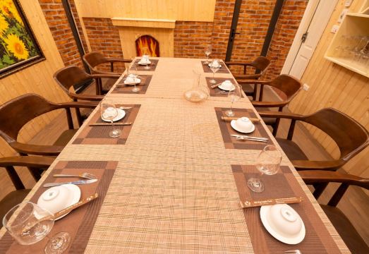 Bien Dong Complex Hotel Overview