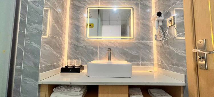 马尔康晴枫酒店(汽车站店)图片