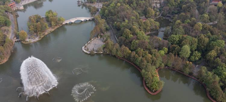 隐居璧山夜泊秀湖度假酒店(CBD秀湖公园店)图片