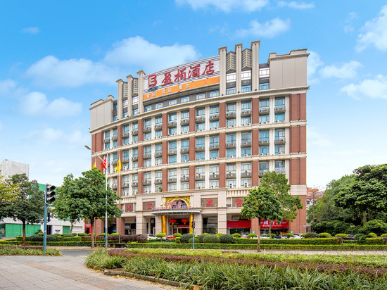 盈栢酒店(佛山创意产业园中国陶瓷城店)