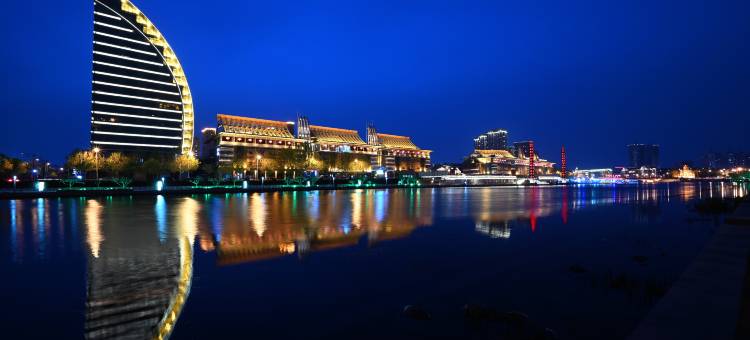 乐芃酒店(天津火车站天津之眼店)图片