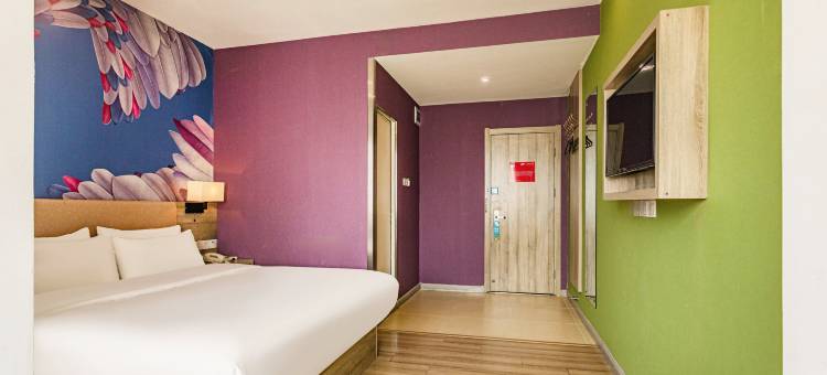 派酒店(汉中兴汉路中心广场店)图片