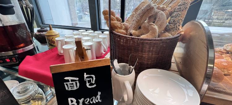 长春花园酒店图片