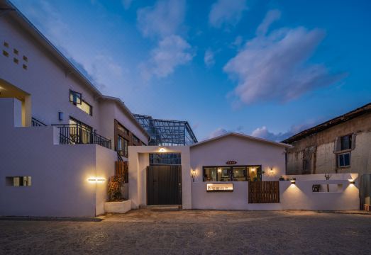 香格里拉觉廊山舍民宿（独克宗古城店）外景图