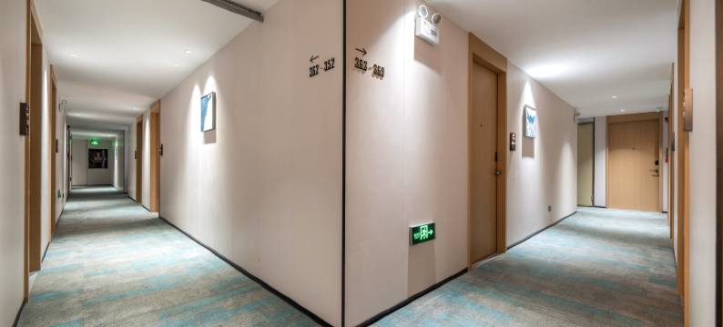 栖语酒店(深圳福田会展中心石厦地铁站店)图片