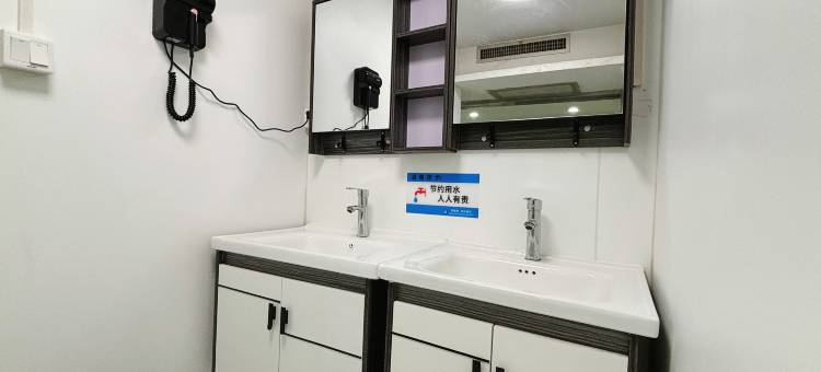 青旅猫青年旅舍(淮河路步行街店)图片