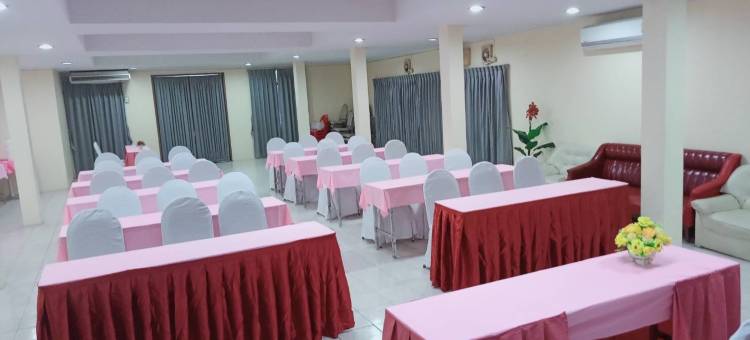 青蓬宫酒店(Chumphon Palace Hotel)图片