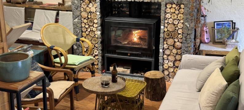 元阳听山小舍客栈(多依树店)图片