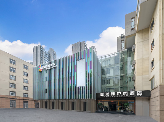 馨茉莉花园酒店(南京东部战区总医院博物院店)