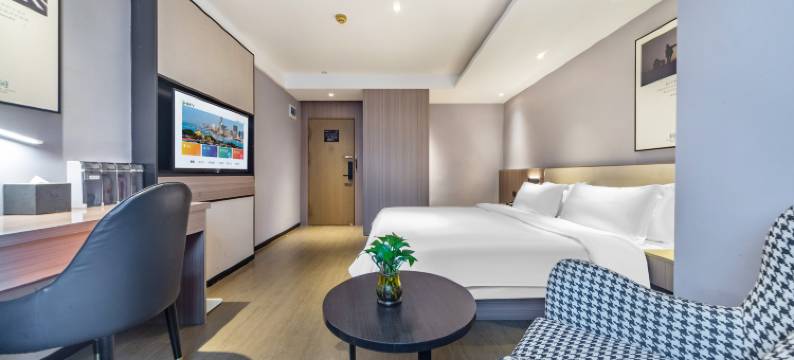 上饶华米轻居酒店(商贸城步行街店)图片