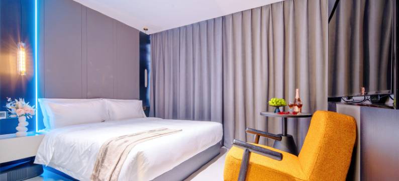 W悦枫酒店(长沙五一广场琴岛演艺中心店)图片