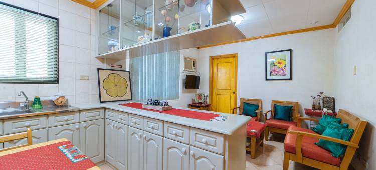 红多兹酒店-黎牙实比市阿里姆贝(RedDoorz @ Arimbay Legazpi City)图片